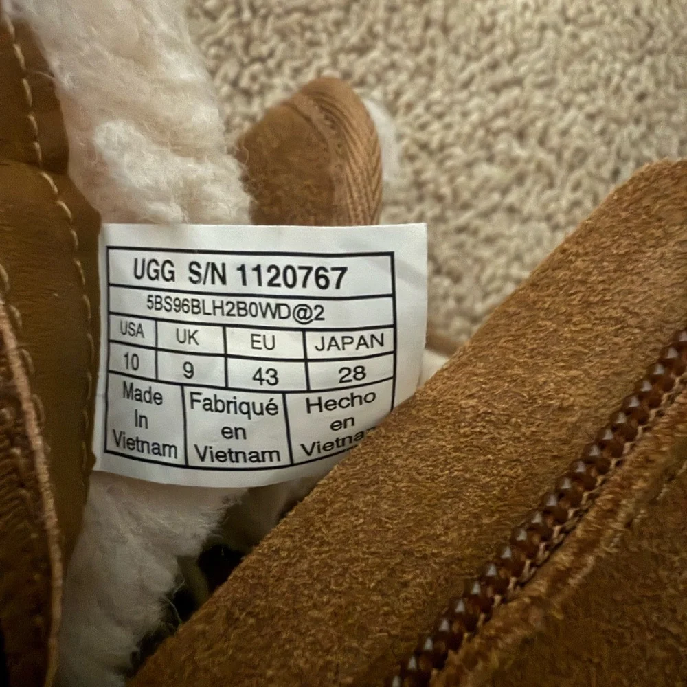 Ugg moc toe boots nuemel - Picture 5 of 5